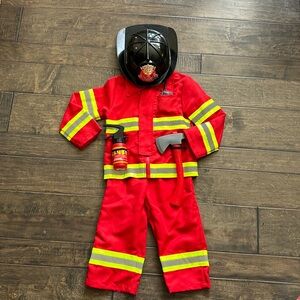 Kids Fireman Fire Fighter Costume Size XS(4) Fireman hat, ax, walkie-talkie etc